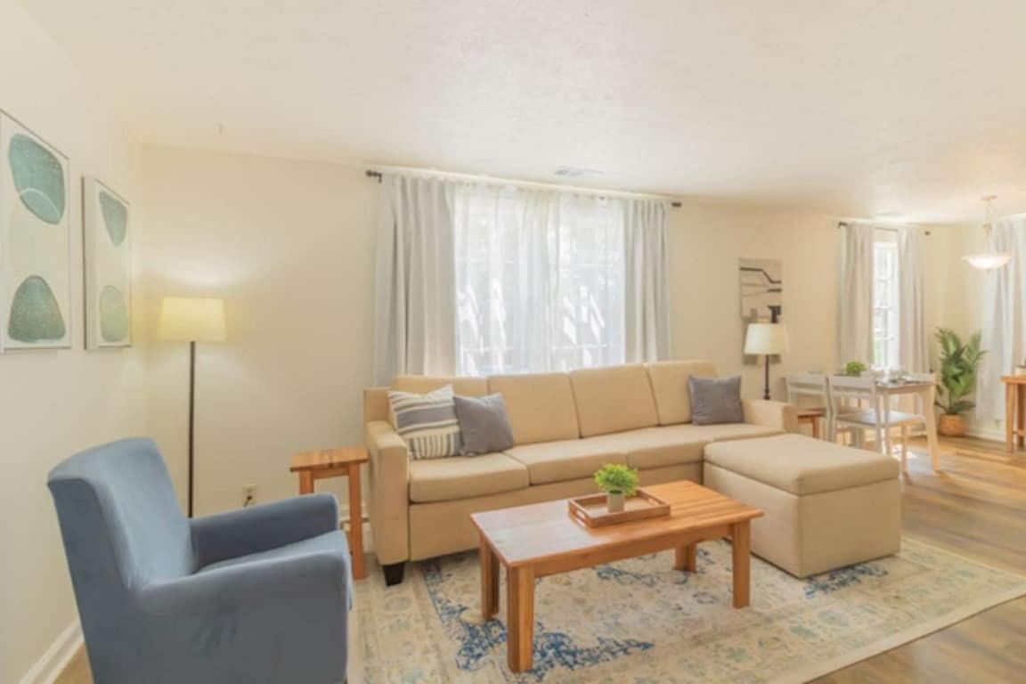 The Delightful Doubles- Unit A- Centrally Located Columbus Eksteriør billede